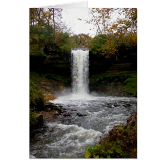 Cataratas de Minnehaha en otoño
