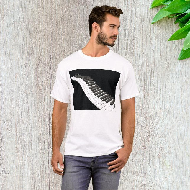 Cayos de piano con camiseta (Subido por el creador)