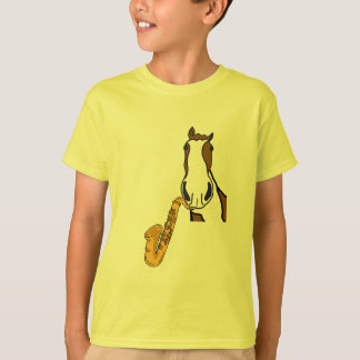 CC caballo que juega una camisa del saxofón
