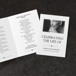 Celebración minimalista del programa del entierro