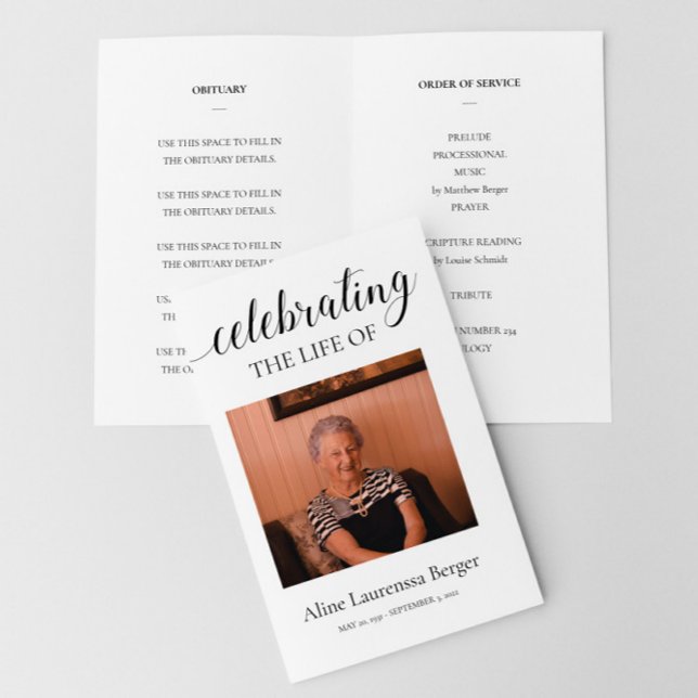 Celebrando la vida del programa funerario con foto (Subido por el creador)