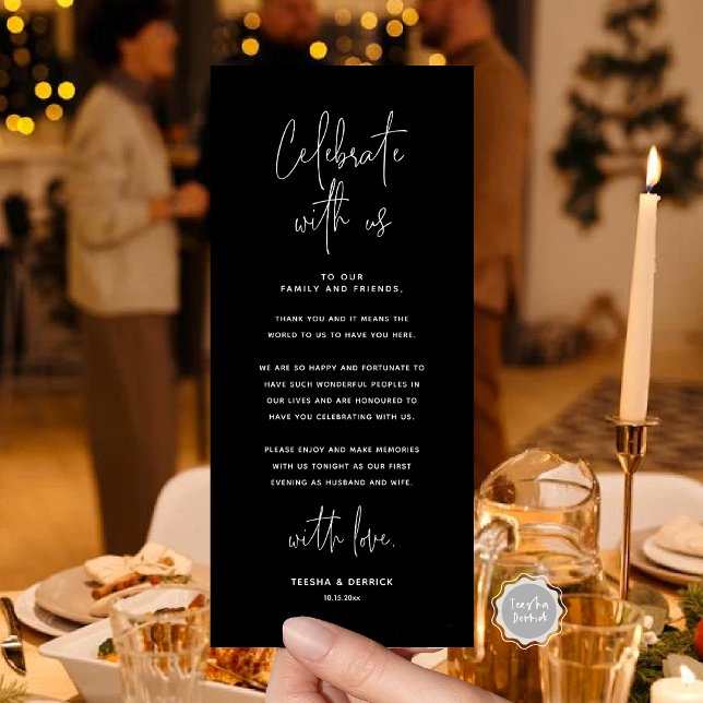 Celebrar con nosotros, lugar establecer tarjeta de (Celebrate With Us, Place Setting Thank you Card, in Classy Black, Modern Handwriting Script Themed)