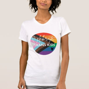 Celebrar la camiseta femenina transgénero