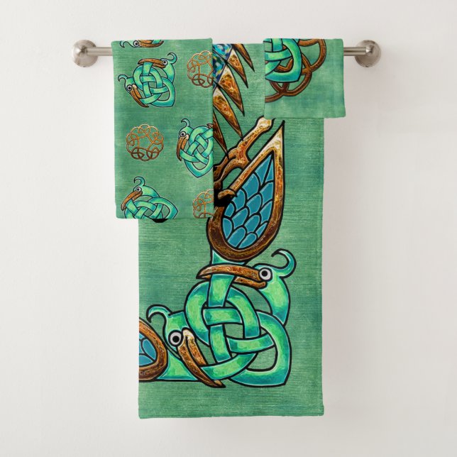 Celt y Feathers (In situ)