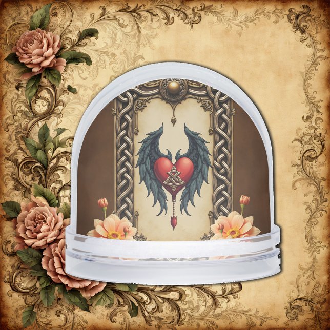 Celtic elegance with a heart and wings.  (Subido por el creador)