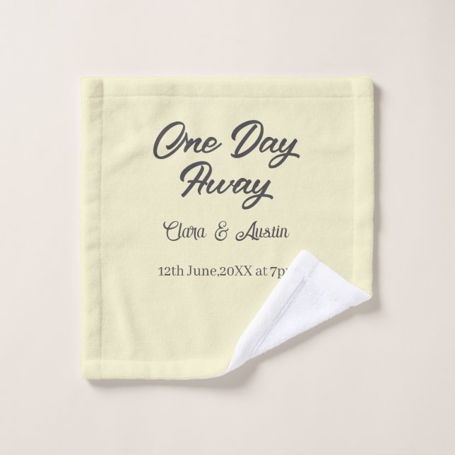 Cena de ensayo una noche antes del nombre da (Toallita)