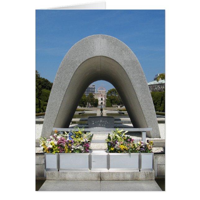 Cenotafio conmemorativo de Hiroshima (Frente)