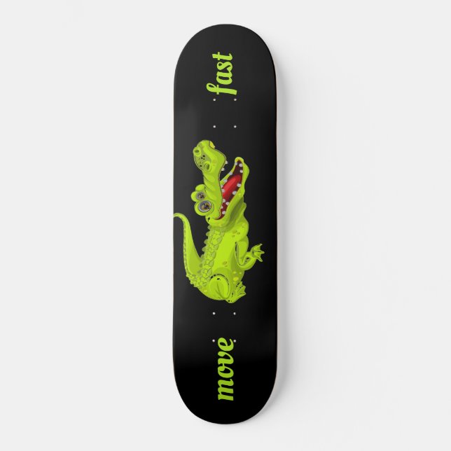Ceocodile divertido en el Skateboard negro (Anverso)