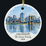 Cerámica Adorno Personalizado de Cincinnati, Ohio Personali<br><div class="desc">Un adorno de recuerdo de viaje personalizado diseñado para celebrar su viaje inolvidable. Ya sea que haya ido por trabajo,  disfrutado de una escapada romántica o participado en un programa de intercambio escolar,  este adorno conmemora un momento especial que siempre atesorará y querrá recordar durante años.</div>