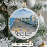 Cerámica Adorno Personalizado de Virginia Beach, Virginia<br><div class="desc">Un adorno de recuerdo de viaje personalizado diseñado para celebrar su viaje inolvidable. Ya sea que haya ido por trabajo,  disfrutado de una escapada romántica o participado en un programa de intercambio escolar,  este adorno conmemora un momento especial que siempre atesorará y querrá recordar durante años.</div>
