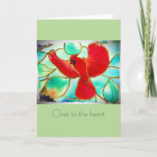 Cerca de la tarjeta cardinal del corazón