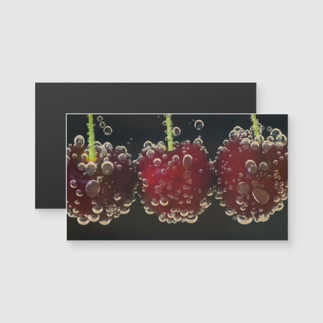 Cerezas rojas en el agua (Anverso/Reverso)