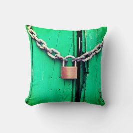 Cerradura y almohada de la cadena