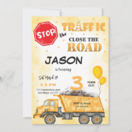 Cerrar la invitación de cumpleaños a la construcci