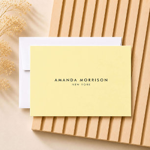 Certificado de regalo amarillo de boutique de lujo