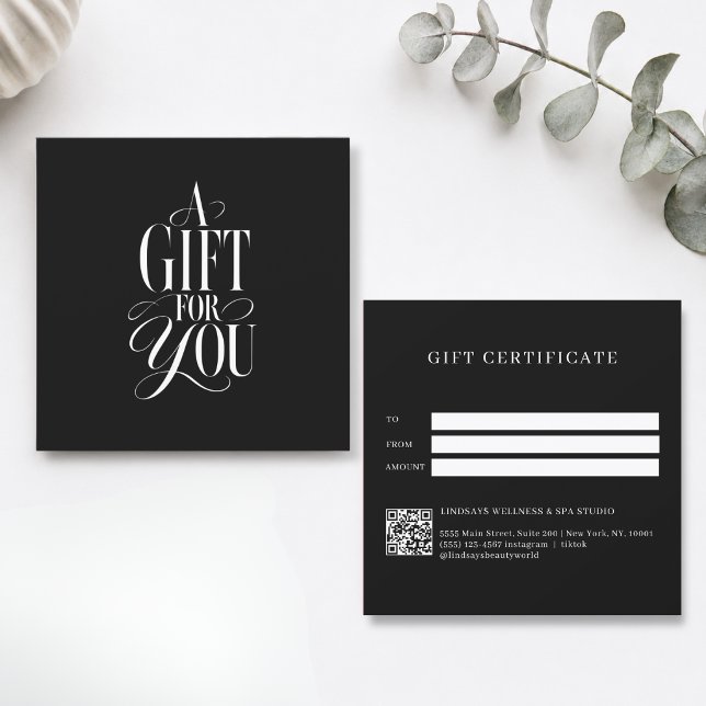 Certificado de regalo de código QR negro con fuent (Modern Script Font Black QR Code Gift Certificate)