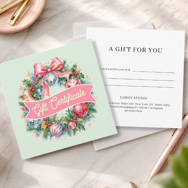 Certificado de regalo de corona de Navidad Retro D (Retro Disco Christmas Wreath Green Gift Certificate)