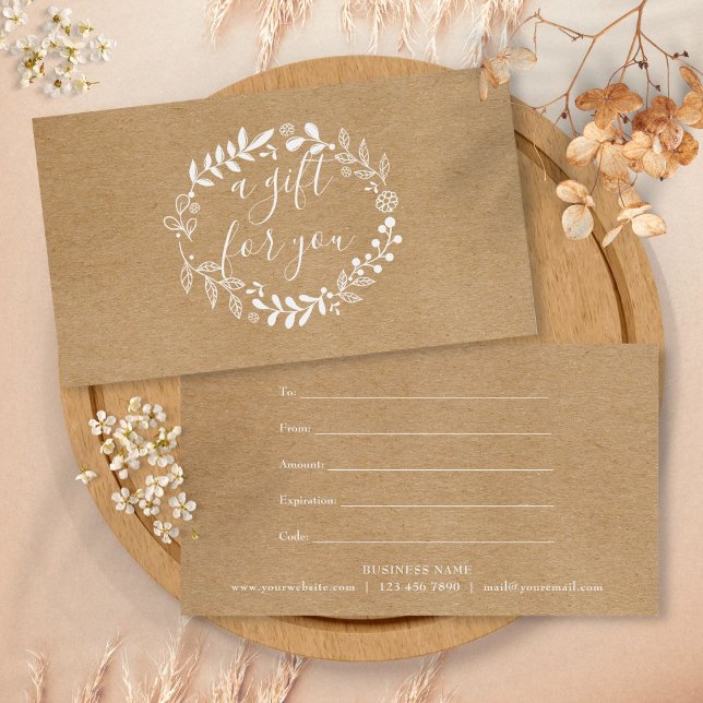 Certificado de regalo de Kraft Rústico de Woodland (Woodland Garland Rustic Kraft Gift Certificate)