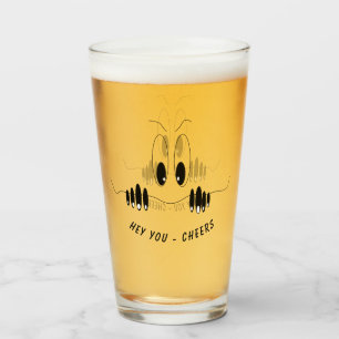 Cerveza Atractiva Curiosidad Ojos y Texto Aplausos