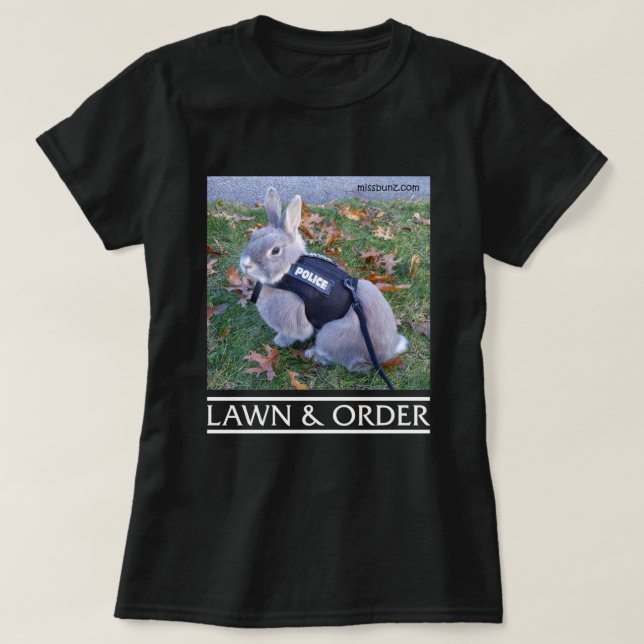 Césped y la camiseta de las mujeres de la orden (Diseño del anverso)