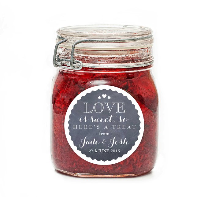 Chalkboard Corazones Boda Favor Jar Pegatina redon (Rustic and charming round circle wedding favor love is sweet sticker chalkboard style)