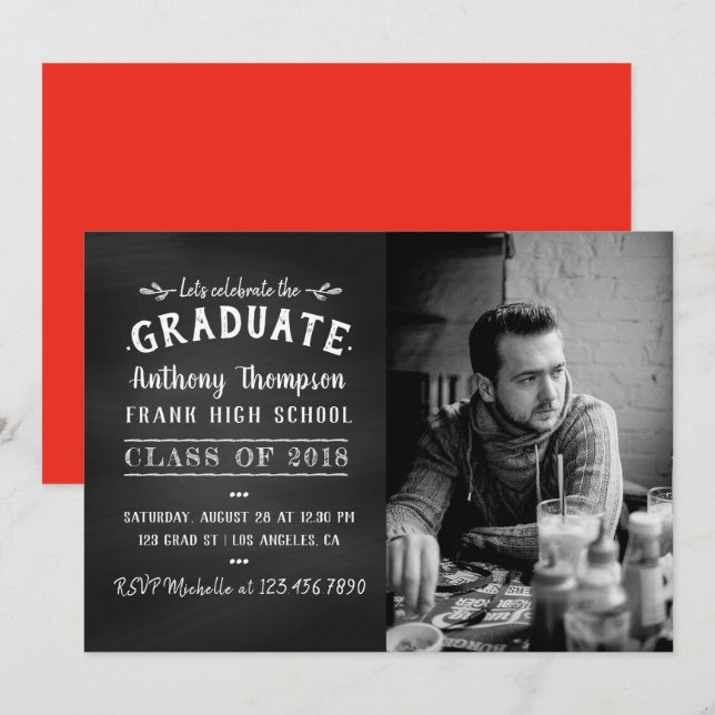 Chalkboard Graduate Fiesta Invitación a la foto (Anverso / Reverso)