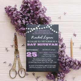 Chalkboard Luces Lilac Bat Mitzvah Invitación