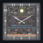 Chalkboard Retro Eres Mi Reloj Sunshine<br><div class="desc">Conmemorar su aniversario,  boda,  compromiso,  etc.,  con este personalizado de reloj retro cuadrado personalizado. Hace un hermoso regalo. Obra de arte de Amelia Carrie</div>