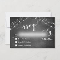 Chalkboard y luces con caligrafía Boda RSVP