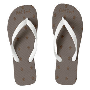 Chanclas Añadir texto a los hombres impresos estilizados y 