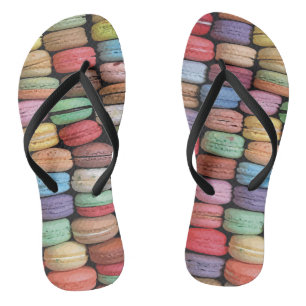 Chanclas Arcoiris de macarones franceses apilados