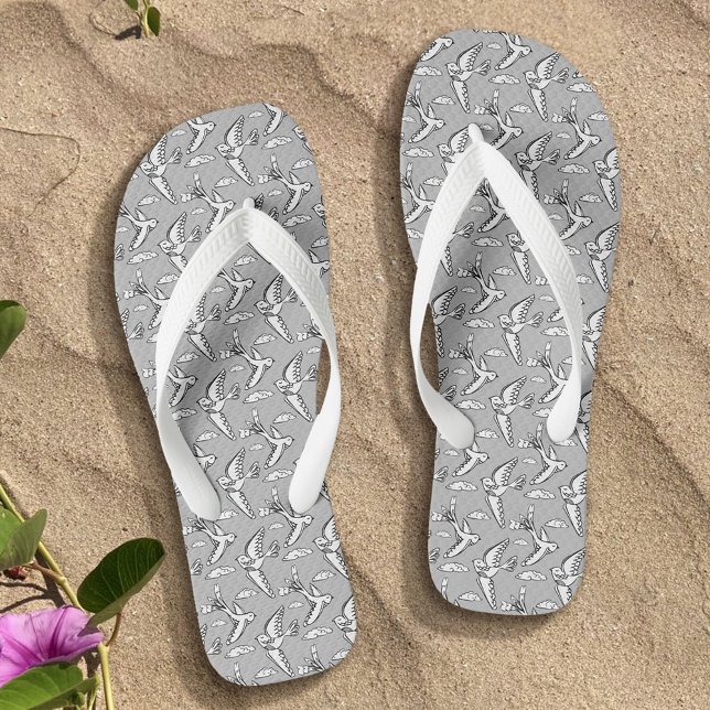 Chanclas Aves caprichosas y personalizado de nubes (Subido por el creador)