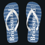 Chanclas Azul De La Hombra De Novia O De Cualquier Patrón D<br><div class="desc">Patrón de franjas azules de la campana boda: cambie a cualquier color haciendo clic en personalizar. Y di lo que quieras. Haz de estos unos pequeños "flops" que tengan tu mensaje. ¡Habla de la playa!</div>