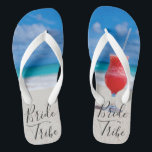 Chanclas Bachelorette Party Tropical Beach Bribe<br><div class="desc">Este diseño fue creado a través del arte digital. Se puede personalizar haciendo clic en el botón personalizar y cambiando el color, agregando un nombre, iniciales o tus palabras favoritas. Contáctame en colorflowcreations@gmail.com si quieres tener este diseño en otro producto. Compra mi pintura de acrílico abstracta original a la venta...</div>