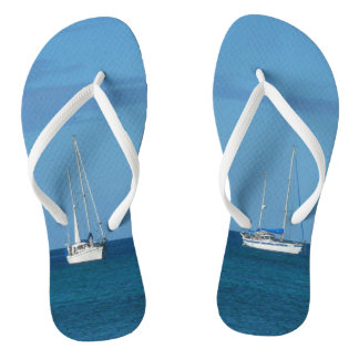 Chanclas Barcos de vela en la Bahía Blanco y Azul Náutico
