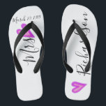 Chanclas Boda Bride Flip Flops Nombre de fecha personalizad<br><div class="desc">Este diseño fue creado a través del arte digital. Se puede personalizar haciendo clic en el botón personalizar y cambiando el color, agregando un nombre, iniciales o tus palabras favoritas. Contáctame en colorflowcreations@gmail.com si quieres tener este diseño en otro producto. Compra mi pintura de acrílico abstracta original a la venta...</div>