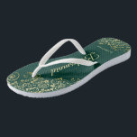 Chanclas Boda de la dama de honor elegante de la marca verd<br><div class="desc">Estos elegantes chanclas de bodas son una gran manera de agradecer y reconocer a sus damas de honor, mientras les dan un descanso a sus pies después de un largo día. El bonito diseño presenta un diseño elegante con detalles de encaje dorado sobre un fondo verde esmeralda y elegantes letras...</div>