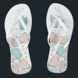 Chanclas BODAS SHOES | Coral y Verde azulado<br><div class="desc">Un coral divertido y un verde azulado diseño de conchas marinas. Caligrafía escrita a mano que dice Feliz eterno después - perfecta para que la novia y el novio se pongan en la playa para su ceremonia de boda en la playa. Diseño creado para TheBarefootBride™ por © WhimsicalArtwork™. Esto forma...</div>