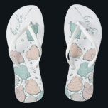 Chanclas BODAS SHOES | Moderno Seashells Coral Verde azulad<br><div class="desc">Un coral divertido y un verde azulado diseño de conchas marinas. Caligrafía escrita a mano que dice Novia - perfecta para que la novia se ponga en la playa para su ceremonia de boda en la playa. Diseño creado para TheBarefootBride™ por © WhimsicalArtwork™. Esto forma parte de una colección de...</div>