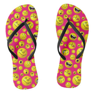 Chanclas Bolas de emoji sobre fondo magenta