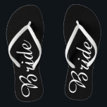 Chanclas Bride Flip Flops<br><div class="desc">Flip flops blanco y negro para la novia. Haga clic en el botón "Personalizar it!" para añadir texto y más!</div>