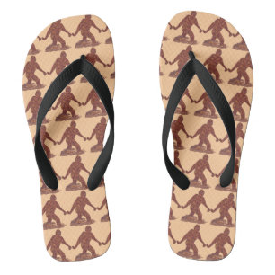 Chanclas Calzado divertido del patrón de Sasquatch de pie 