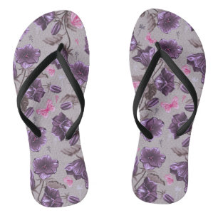 Chanclas campanas de mano violetas y modelo de mariposas