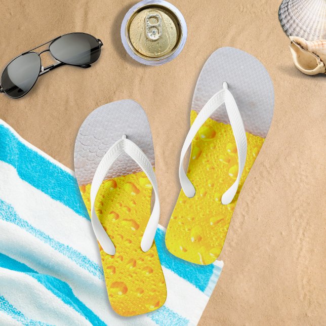 Chanclas Cerveza Realista (Quirky realistic beer flip flops for fun in the sun!)