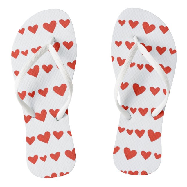 Chanclas Corazones rojos sobre las fisuras de moda blanca (Plantilla)