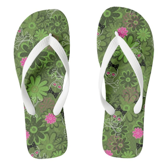 Chanclas Cráneos punkyes femeninos en el fondo de Camo de (Plantilla)