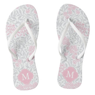 Chanclas Damasco floral rosa y gris monogramado