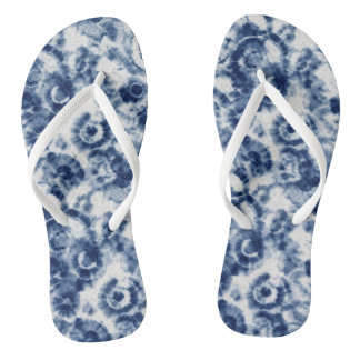 Chanclas de espiral azul con teñido de nudos