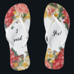 Chanclas ¡Dije que sí! Flip flops con diseño floral pintado<br><div class="desc">El verano está aquí y la playa está llamando,  poner estos chanclas con un hermoso diseño floral y que todos sepan de su respuesta.</div>
