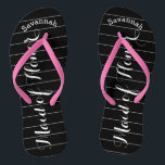 Chanclas doncella de honor PINK personalizada o cualquier c<br><div class="desc">Patrón de bandas blancas y negras: cambie a cualquier color haciendo clic en personalizar. Y di lo que quieras. Haz de estos unos pequeños "flops" que tengan tu mensaje. ¡Habla de la playa! Personalizado con su nombre o cualquier otro título o su texto aquí. ¡Puede cambiar el color del texto...</div>